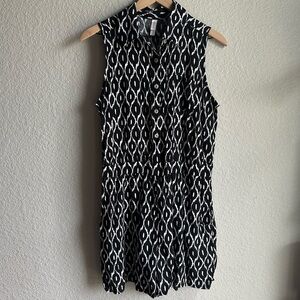 🖤Xhilaration Black and White Ikat Printed Collared Button Up Romper